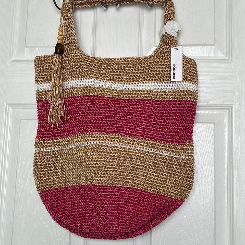 Sonoma Crochet Women Shoulder bag Pink Tan, Wood Bead Tassel, NWT All Season Bag